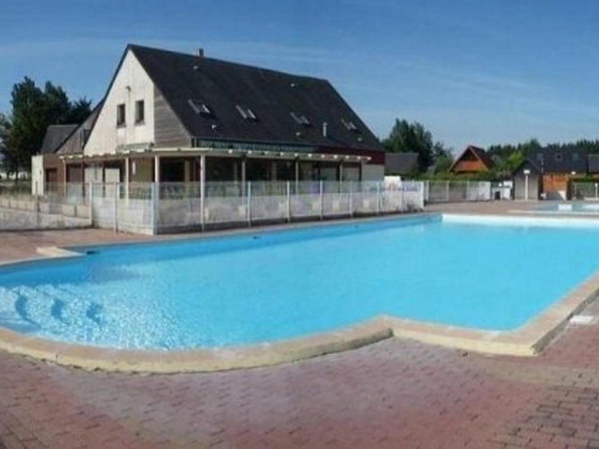 Chalet Avec Piscine Chauffee, Tennis Et Jardin Clos, A 1700M De La Plage De Cabourg - Fr-1-465-22 外观 照片